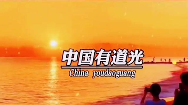 女孩巴厘岛度假